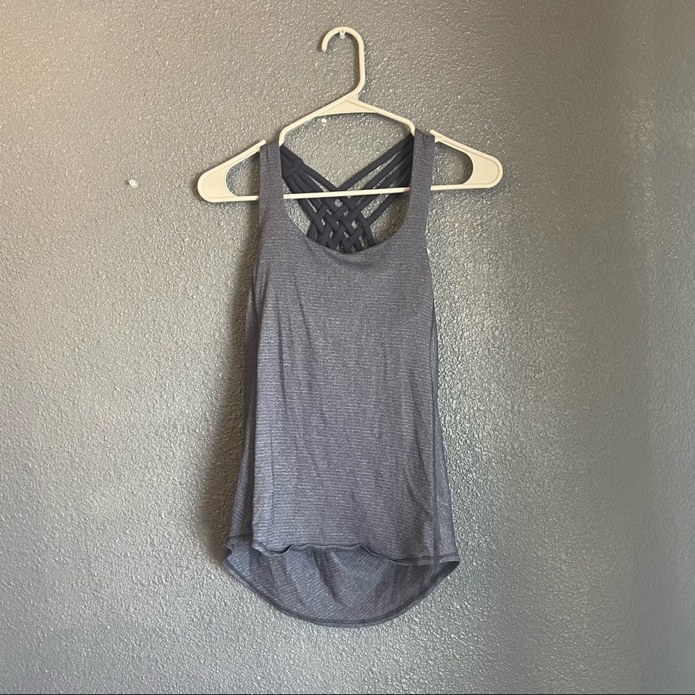 Lululemon tank top with built in bra